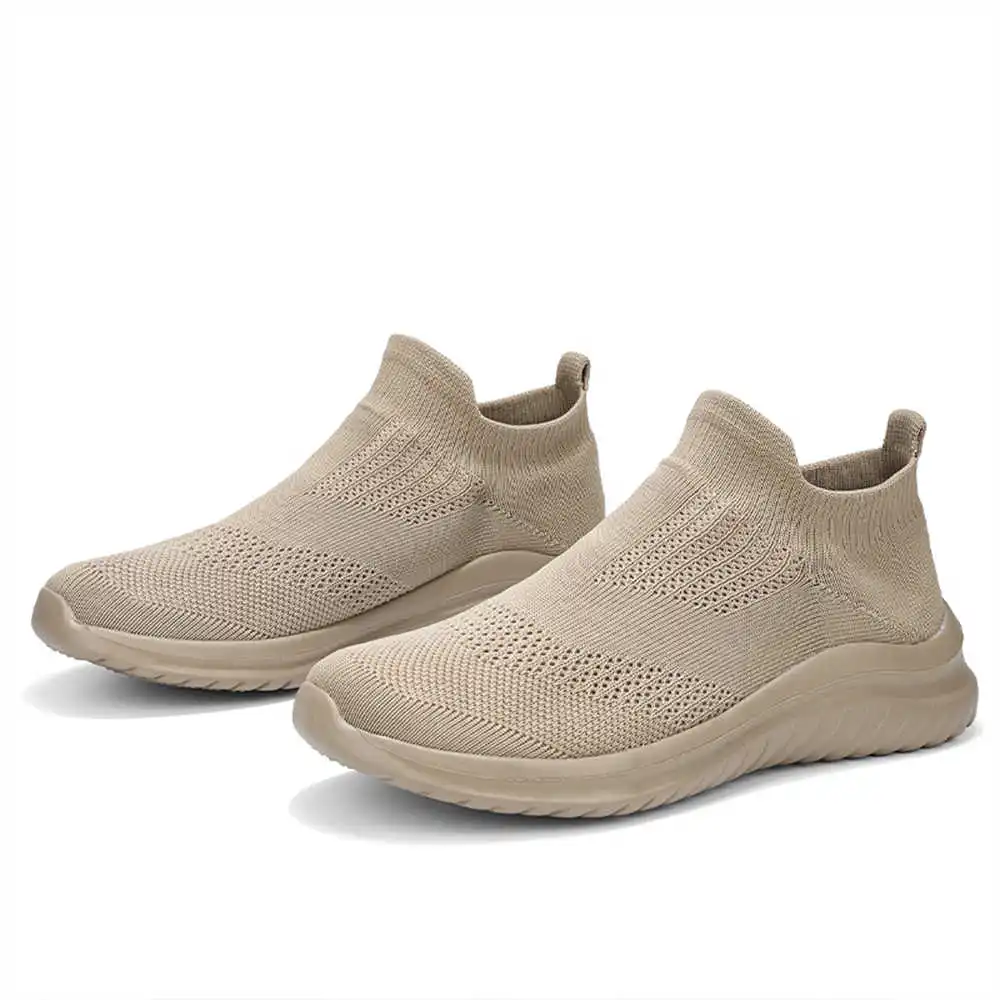Beige Zachte Nieuwe Nieuwighei - Men'S Shoes Different Types recensie en prijs